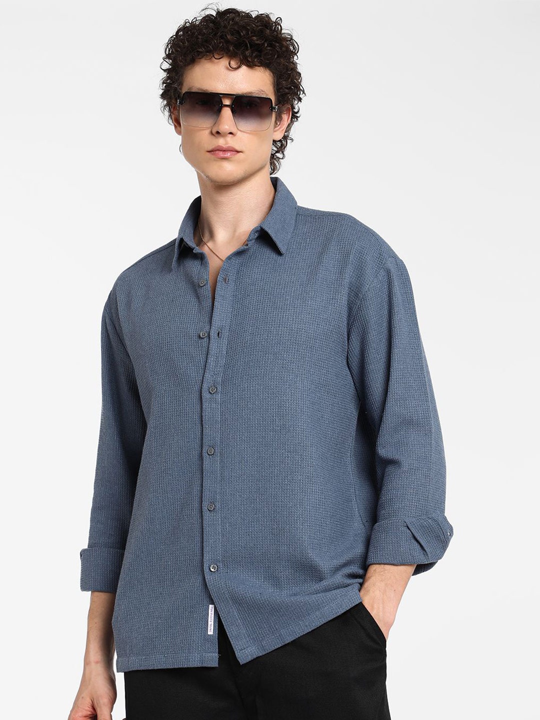 

Campus Sutra Men Comfort Spread Collar Textured Cotton Casual Shirt, Blue