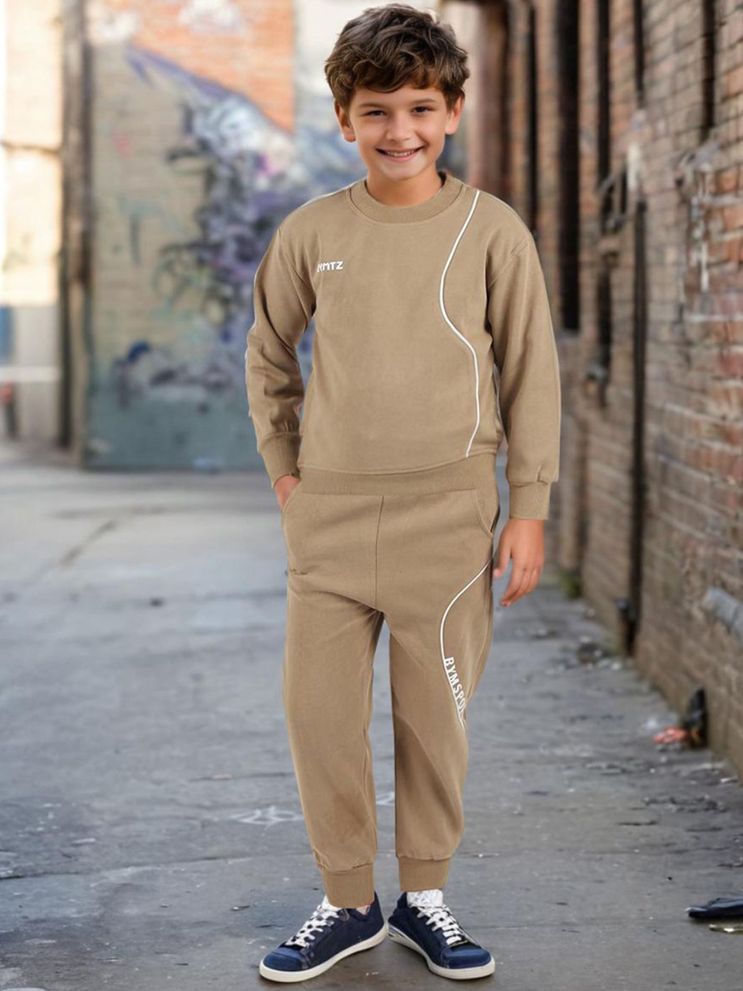 

INCLUD Boys Round Neck Long Sleeves Sweatshirt With Jogger, Khaki