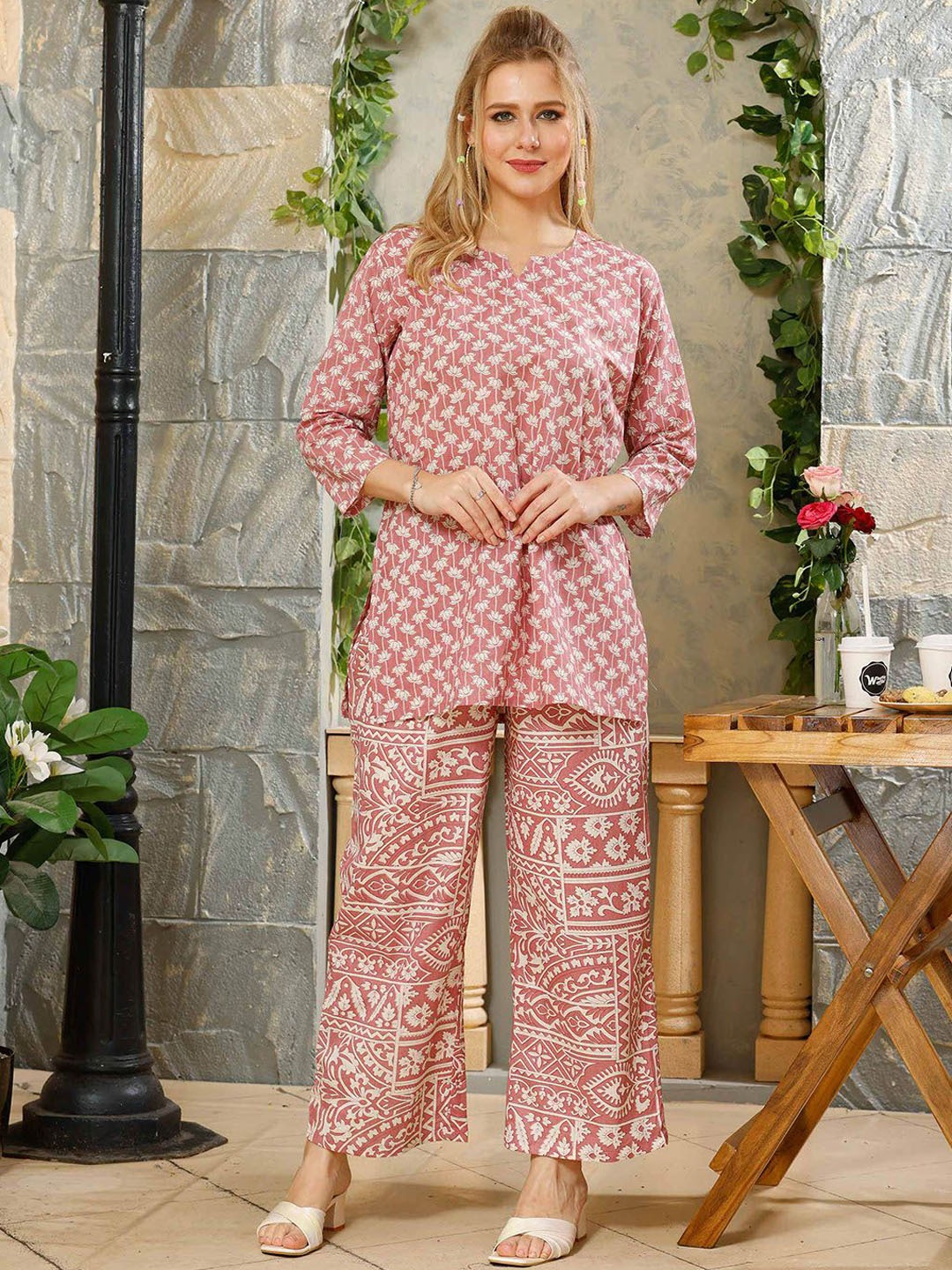 

NIGHT FLOSS Floral Printed Pure Cotton Tunic & Trouser, Pink