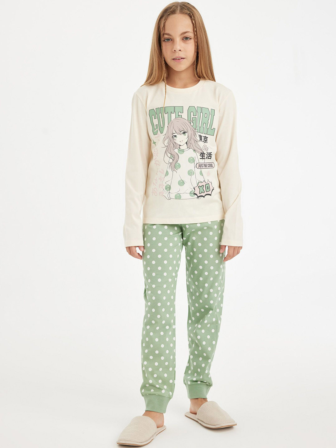 

DeFacto Girls Printed Pure Cotton Night Suit, White