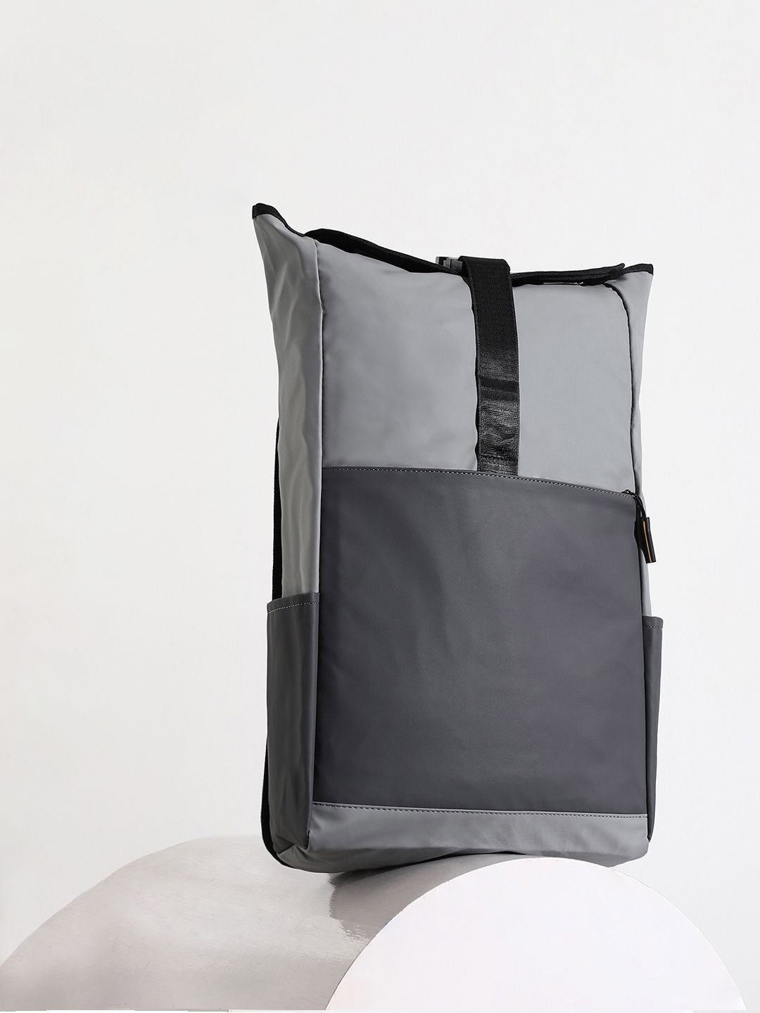 

French Accent Men Colourblocked Backpack, Grey