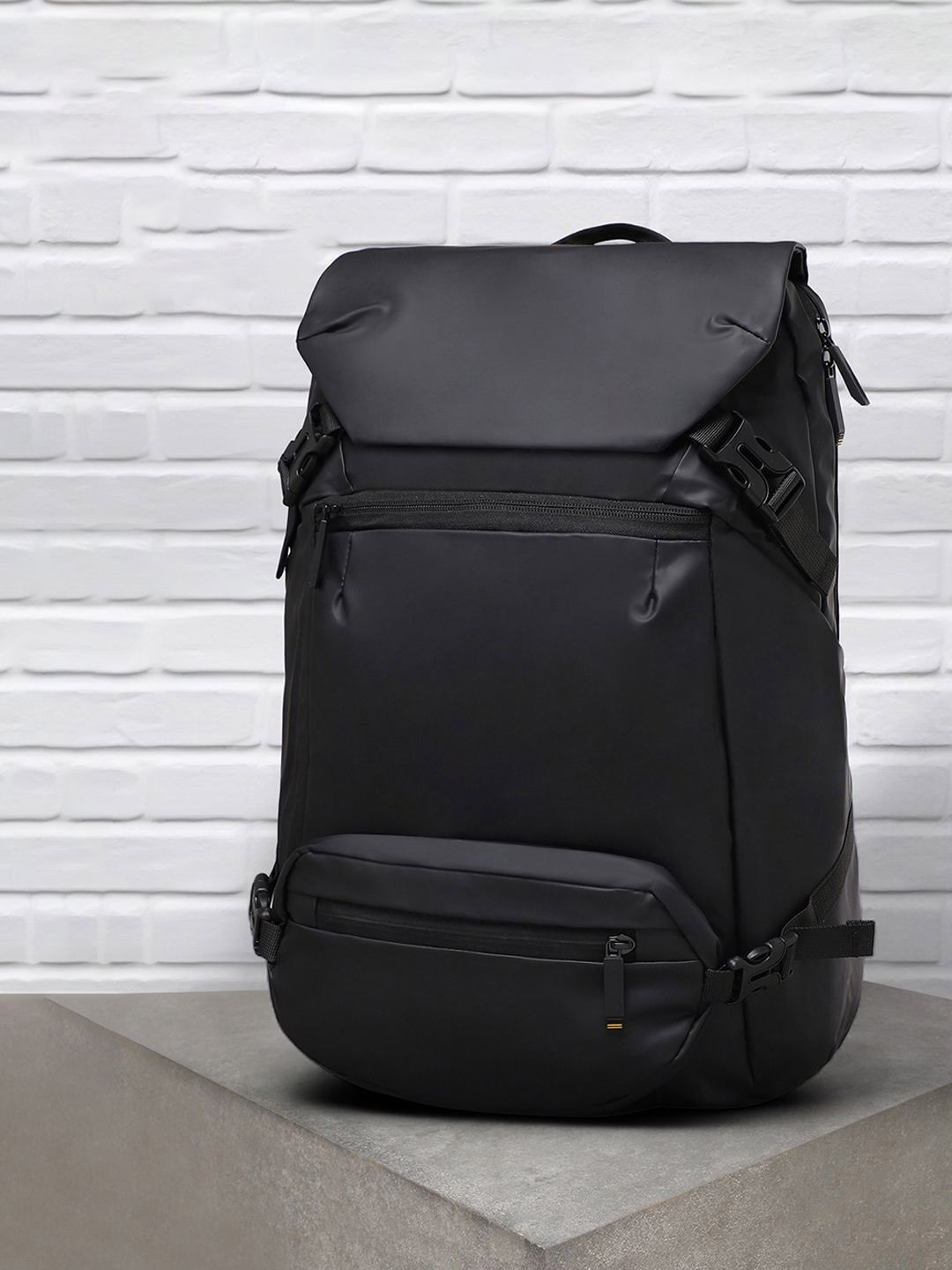 

French Accent Men Ergonomic Backpack, Black