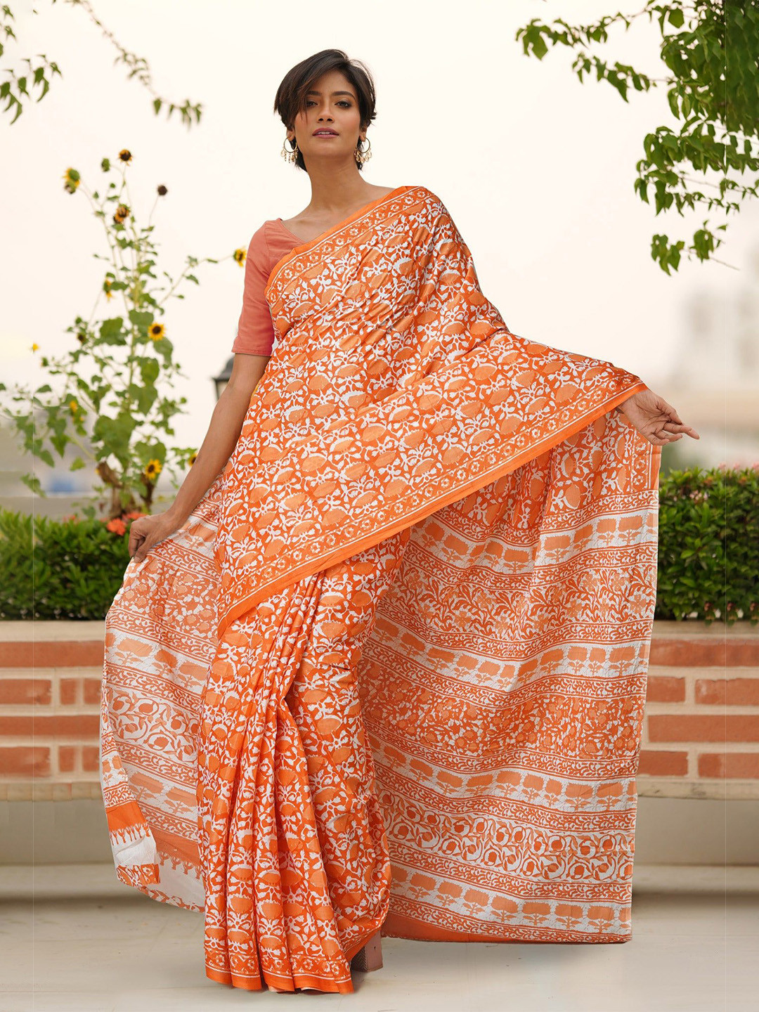 

Unnati Silks Ethnic Motifs Pure Cotton Handloom Block Print Saree, Orange