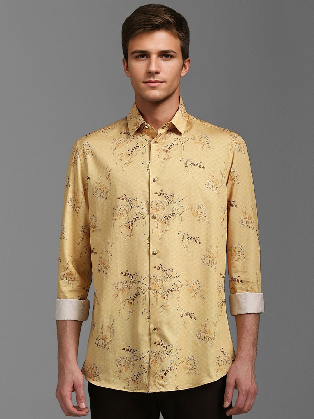 

Louis Philippe Sport Men Classic Spread Collar Floral Printed Cotton Casual Shirt, Yellow