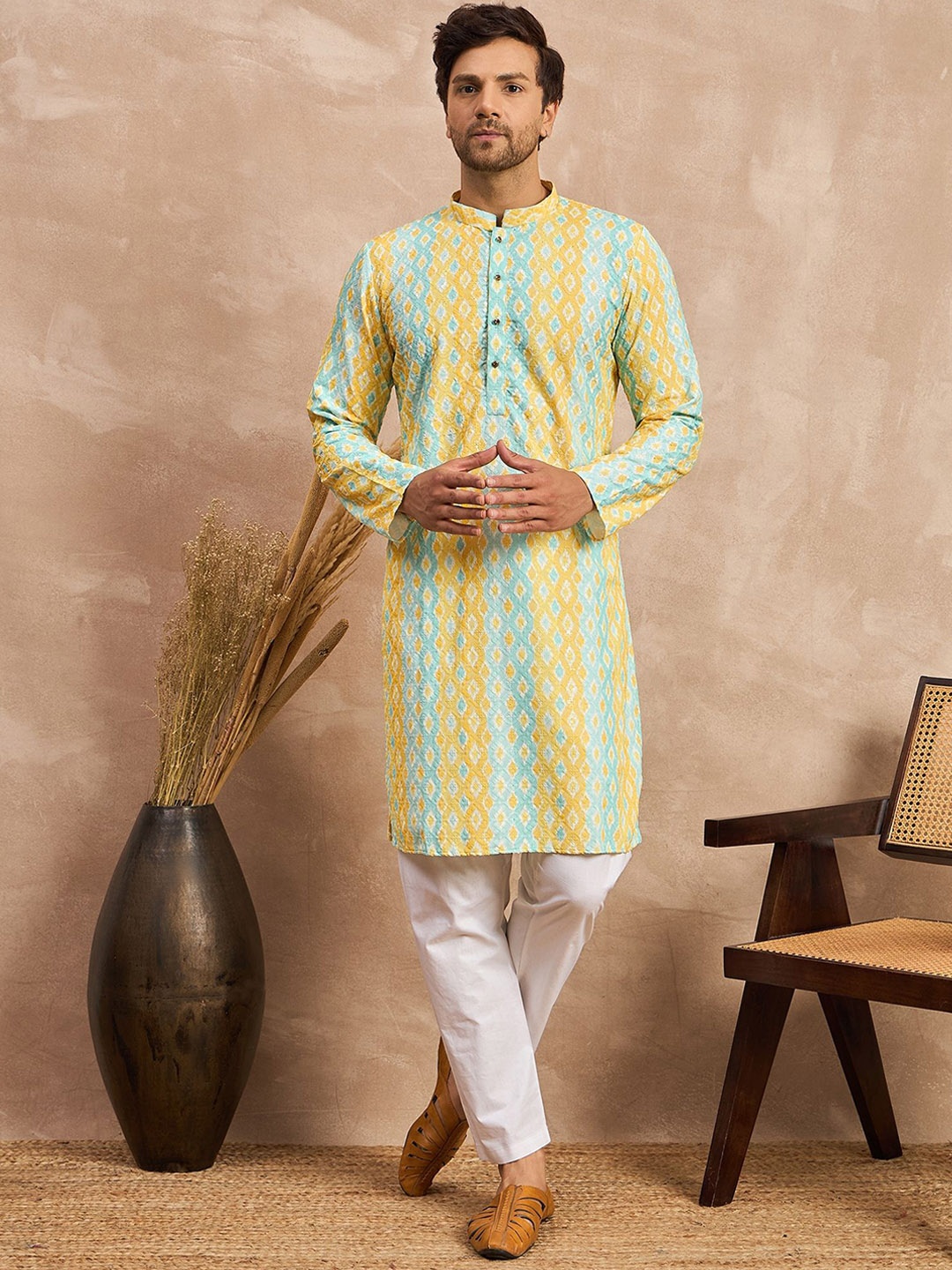 

House of Pataudi Embroidered Straight Kurtas, Yellow