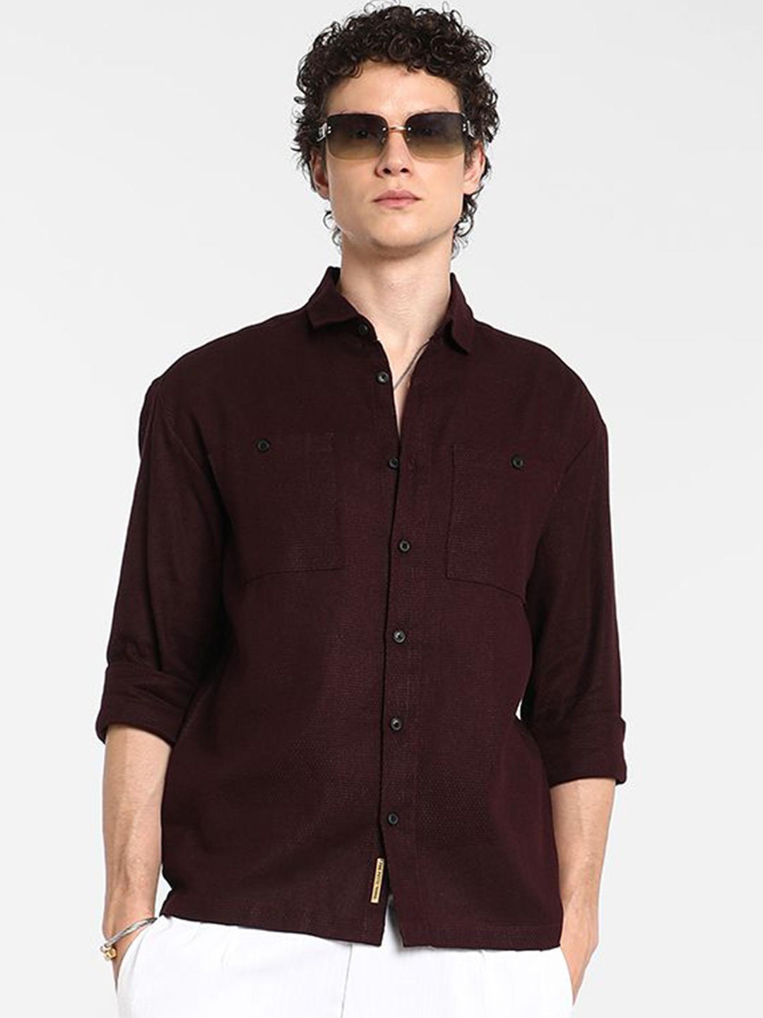 

Campus Sutra Men Comfort Spread Collar Textured Cotton Casual Shirt, Maroon