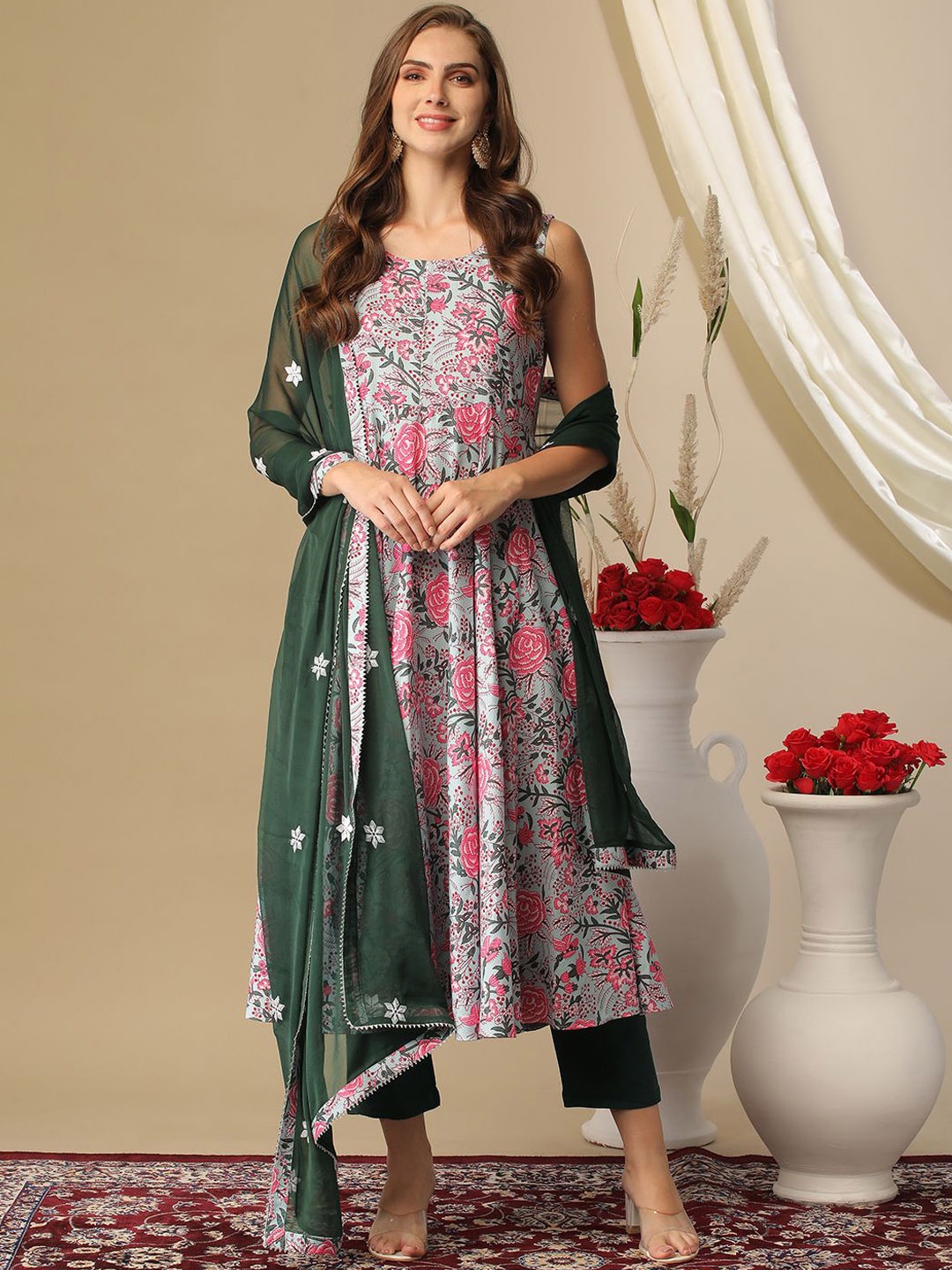 

GoSriKi Floral Printed Anarkali Kurta with Trousers & Dupatta, Green
