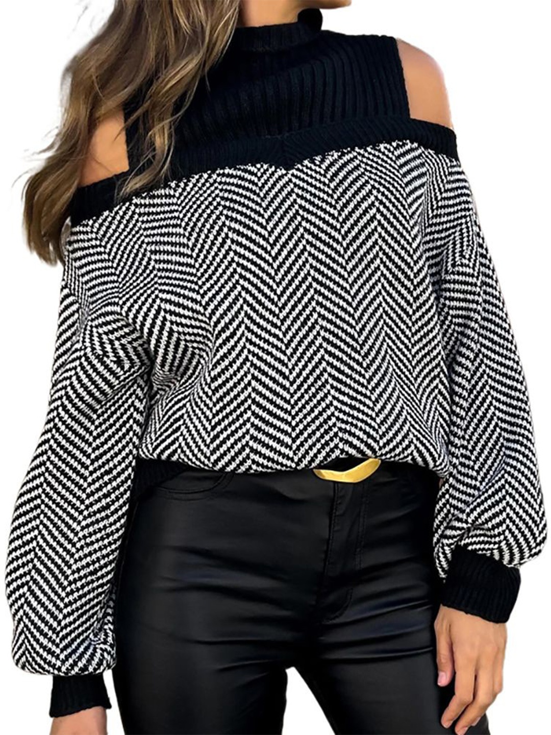 

StyleCast x Revolte Women Geometric Printed Pullover, Black