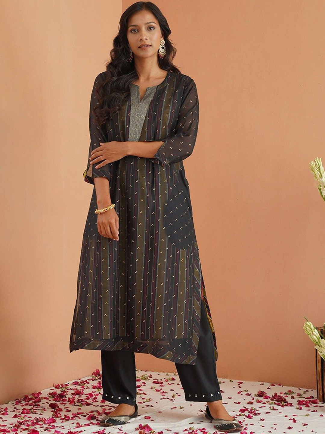 

JAYPORE Ethnic Motifs Printed Straight Kurta With Trouser & Slip, Black