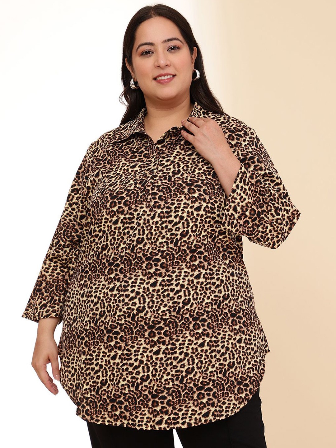 

DressBerry Women Animal Printed Shirt Collar Plus Size Top, Brown