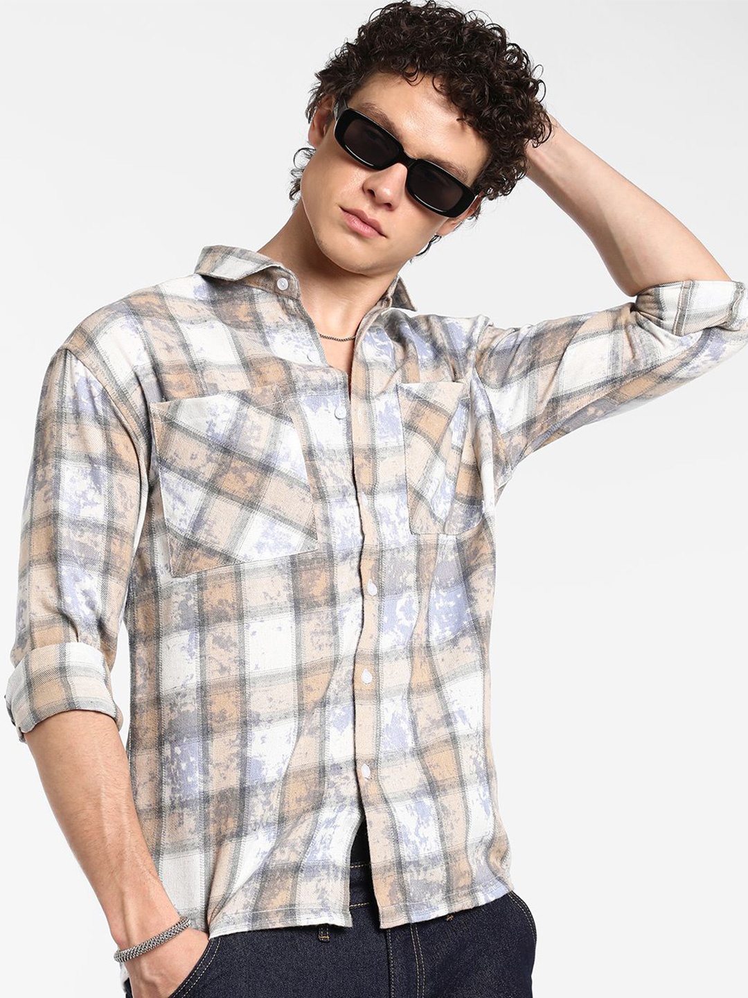 

Campus Sutra Men Comfort Spread Collar Checked Cotton Casual Shirt, Beige