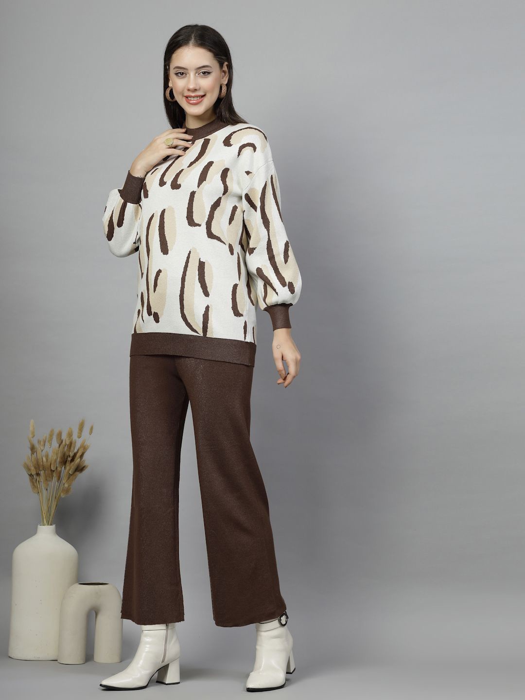 

Mafadeny Printed Sweater With Trouser, Brown