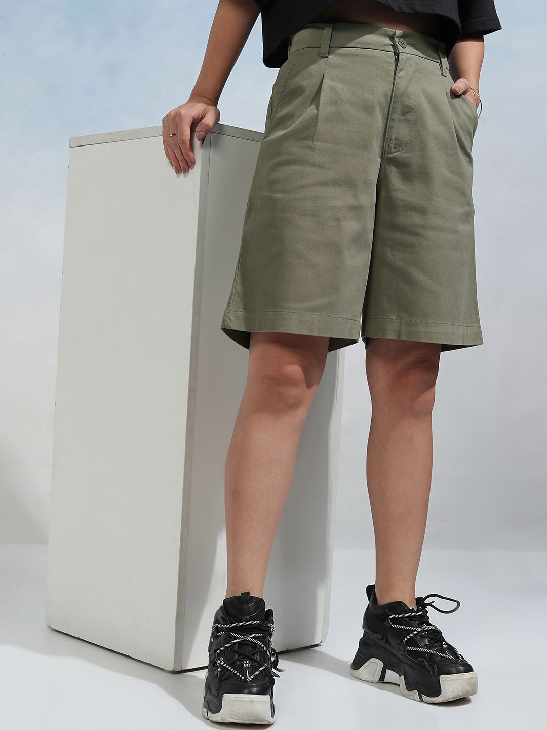 

Tokyo Talkies Women High-Rise Chino Shorts, Olive