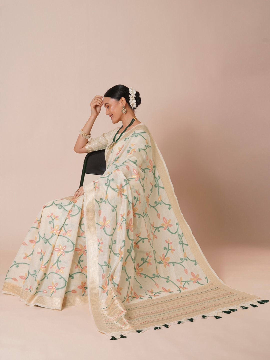 

House of Pataudi Ethnic Motifs Woven Design Celebrity Saree With Blouse Piece, Cream