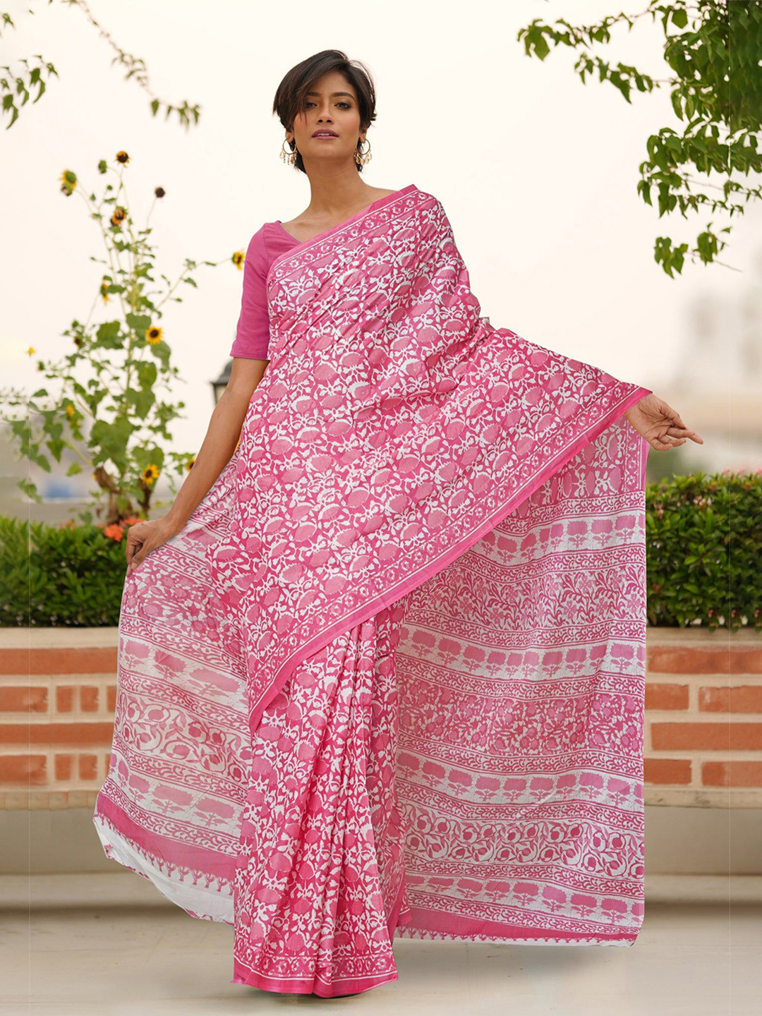 

Unnati Silks Ethnic Motifs Pure Cotton Handloom Block Print Saree, Pink