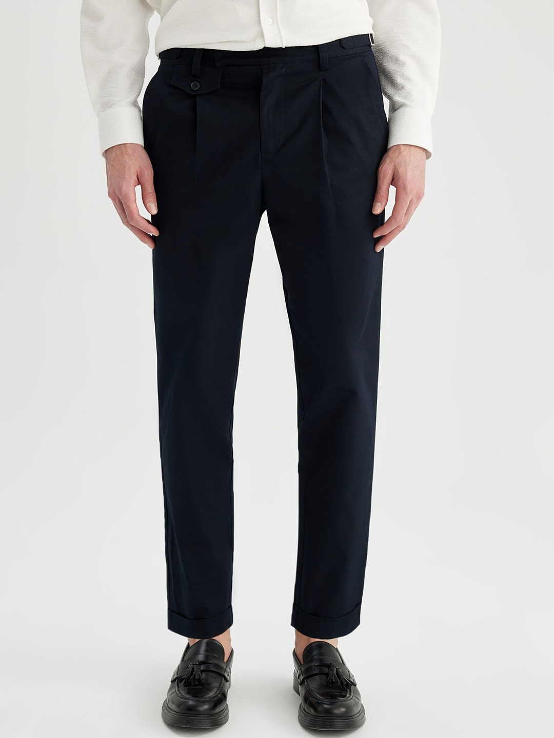 

DeFacto Men Mid-Rise Cotton Formal Trouser, Na