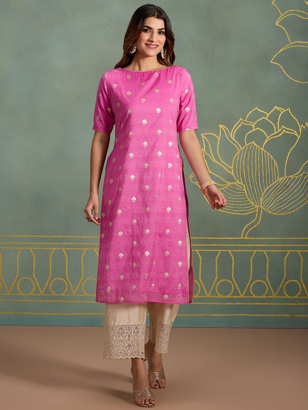 

Likha Women Printed Boat Neck Straight Kurta, Pink