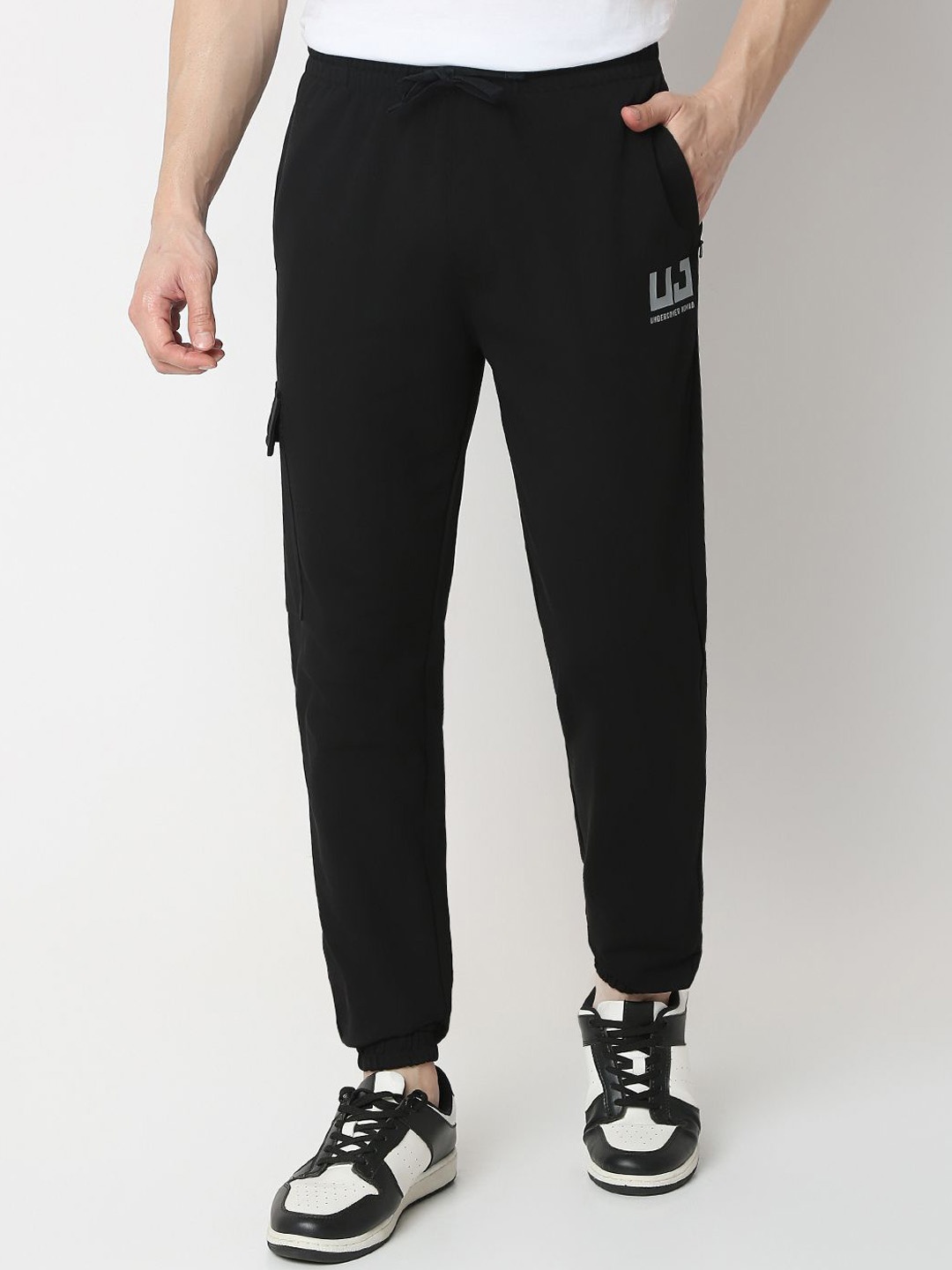 

Underjeans by Spykar Men Mid Rise Cargo Joggers, Black