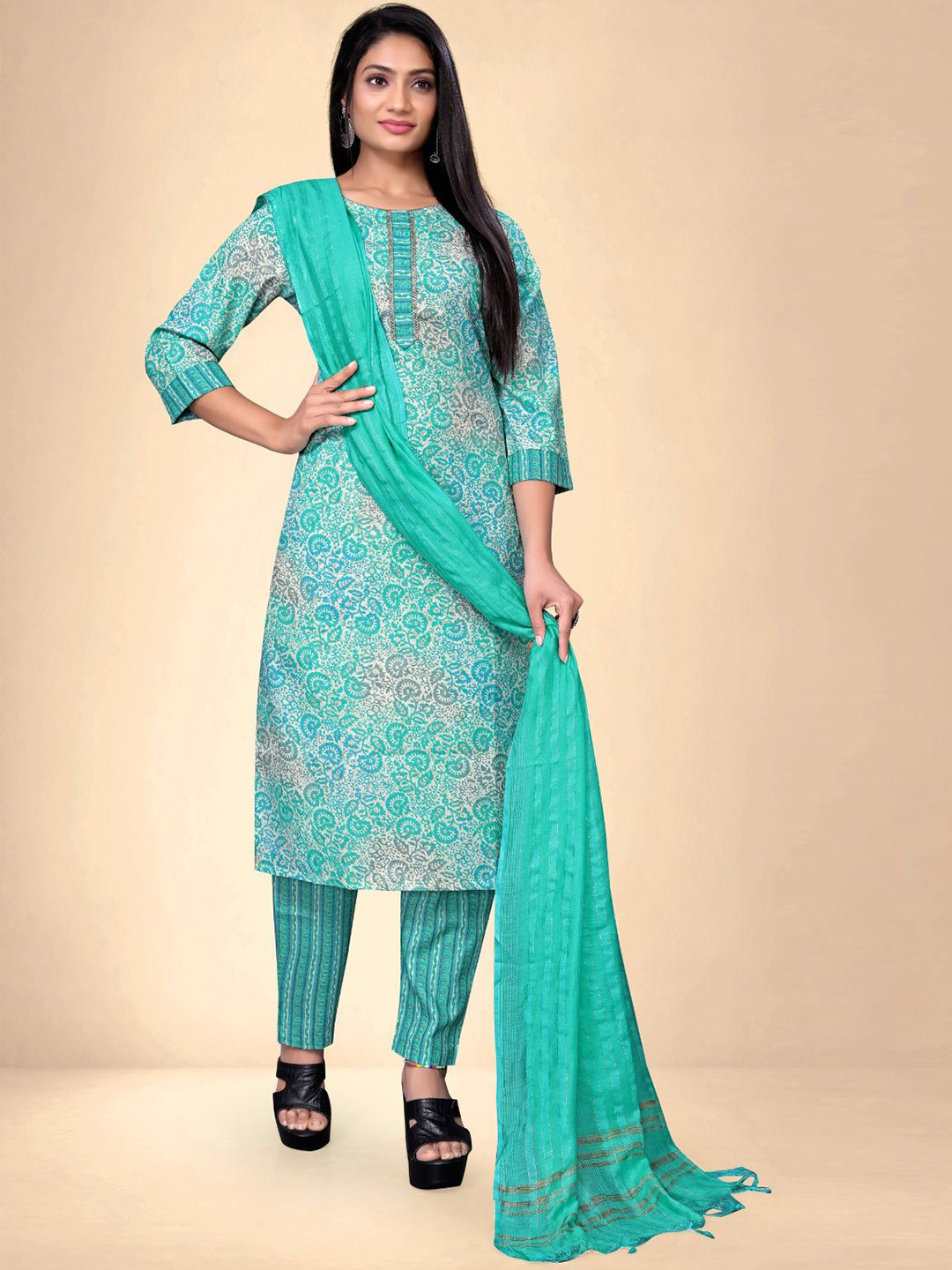 

Abhilasha Women Floral Printed Regular Pure Cotton Kurta with Trousers & With Dupatta, Blue