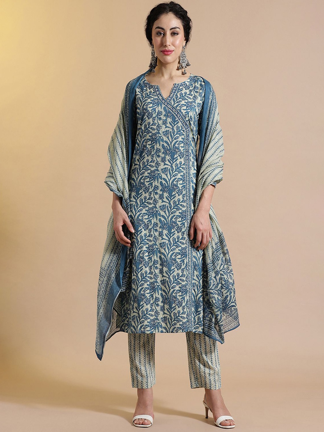 

STYLEBAAZI Women Floral Embroidered Thread Work Pure Cotton Kurta with Trousers & Dupatta, Blue