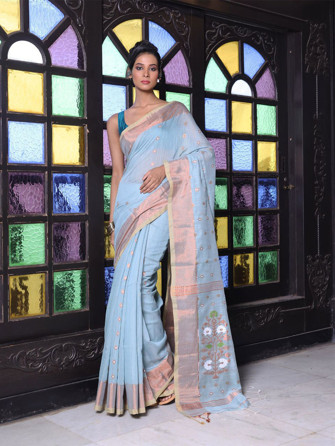 

Charukriti Ethnic Motifs Zari Saree, Blue