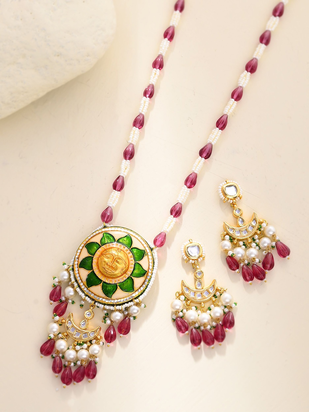 

DASTOOR Gold Plated Stone Studded & Beaded Jewellery Set
