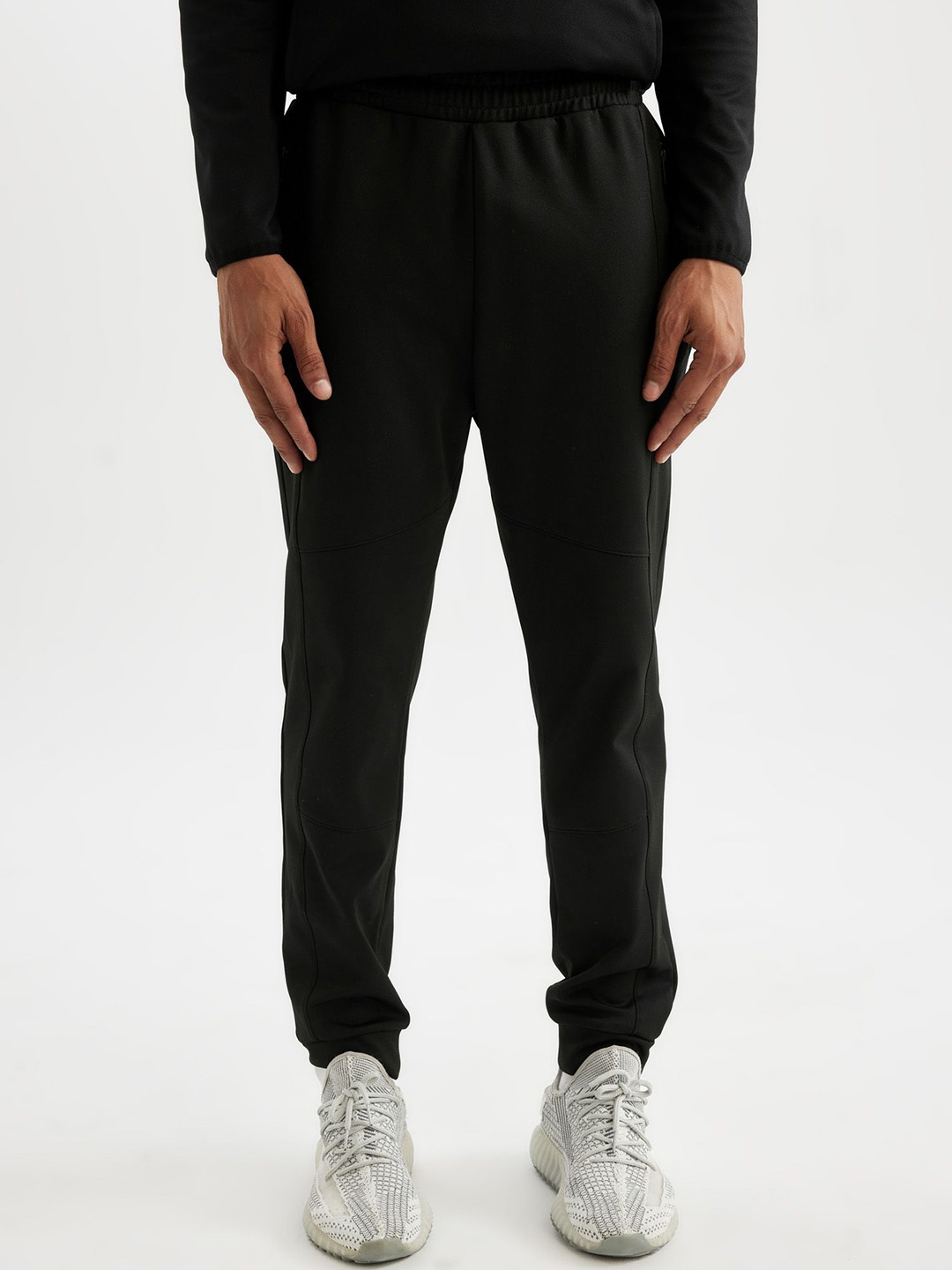 

DeFacto Men Trousers, Na