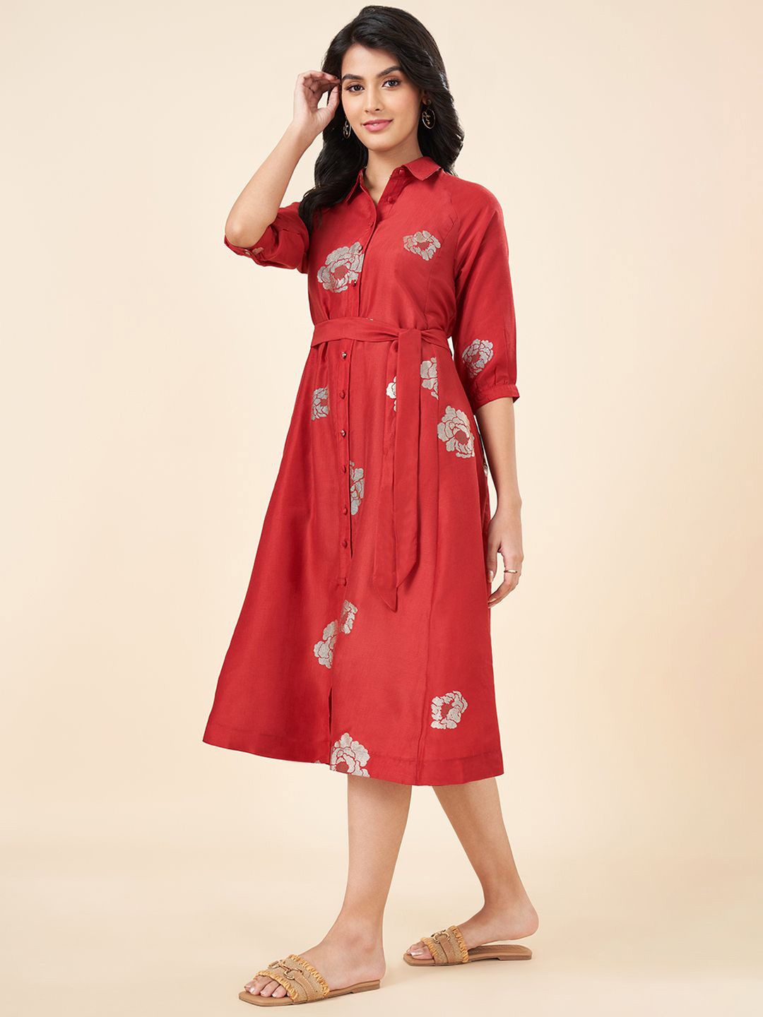 

AKKRITI BY PANTALOONS Floral Print Shirt Midi Dress, Red