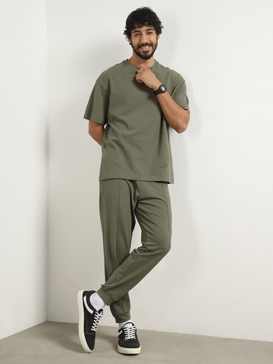 

NOBERO Oversized Textured T-shirt and Joggers Co-ord Set, Olive