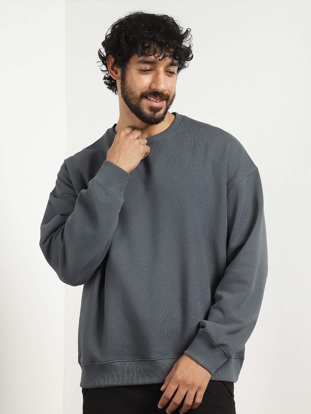 

NOBERO Oversized Solid Sweatshirt, Charcoal