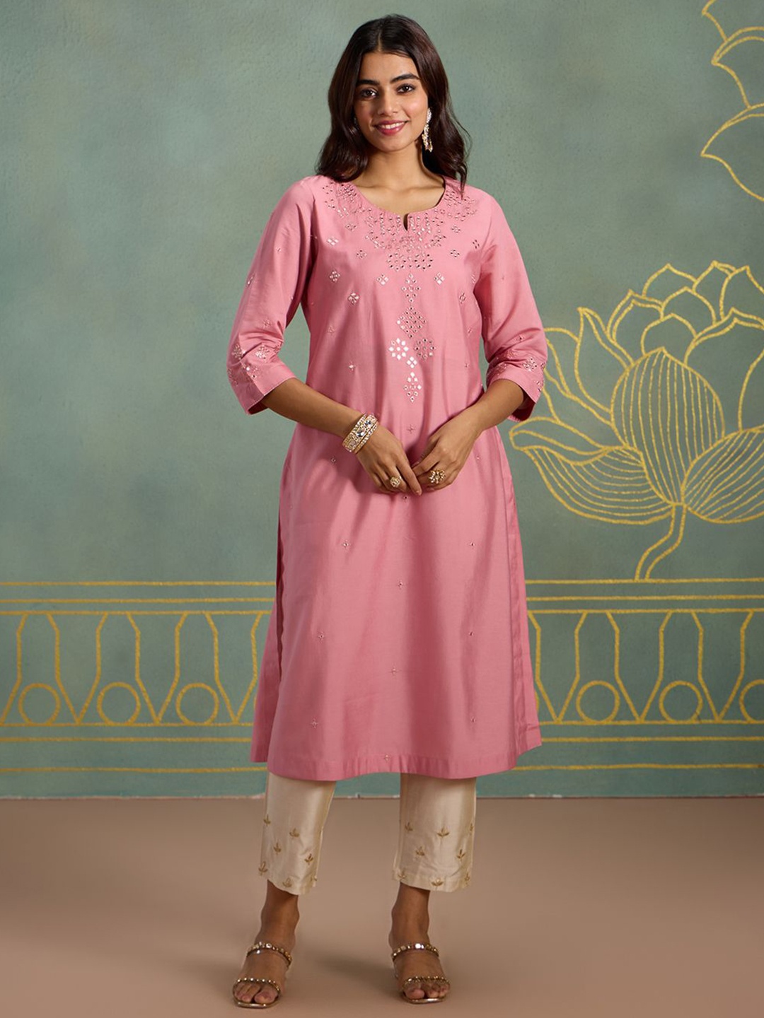 

Likha Women Yoke Design Straight Kurta, Pink