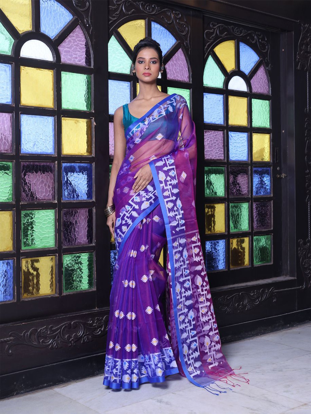 

Charukriti Ethnic Motifs Woven Design Pure Silk Saree, Violet