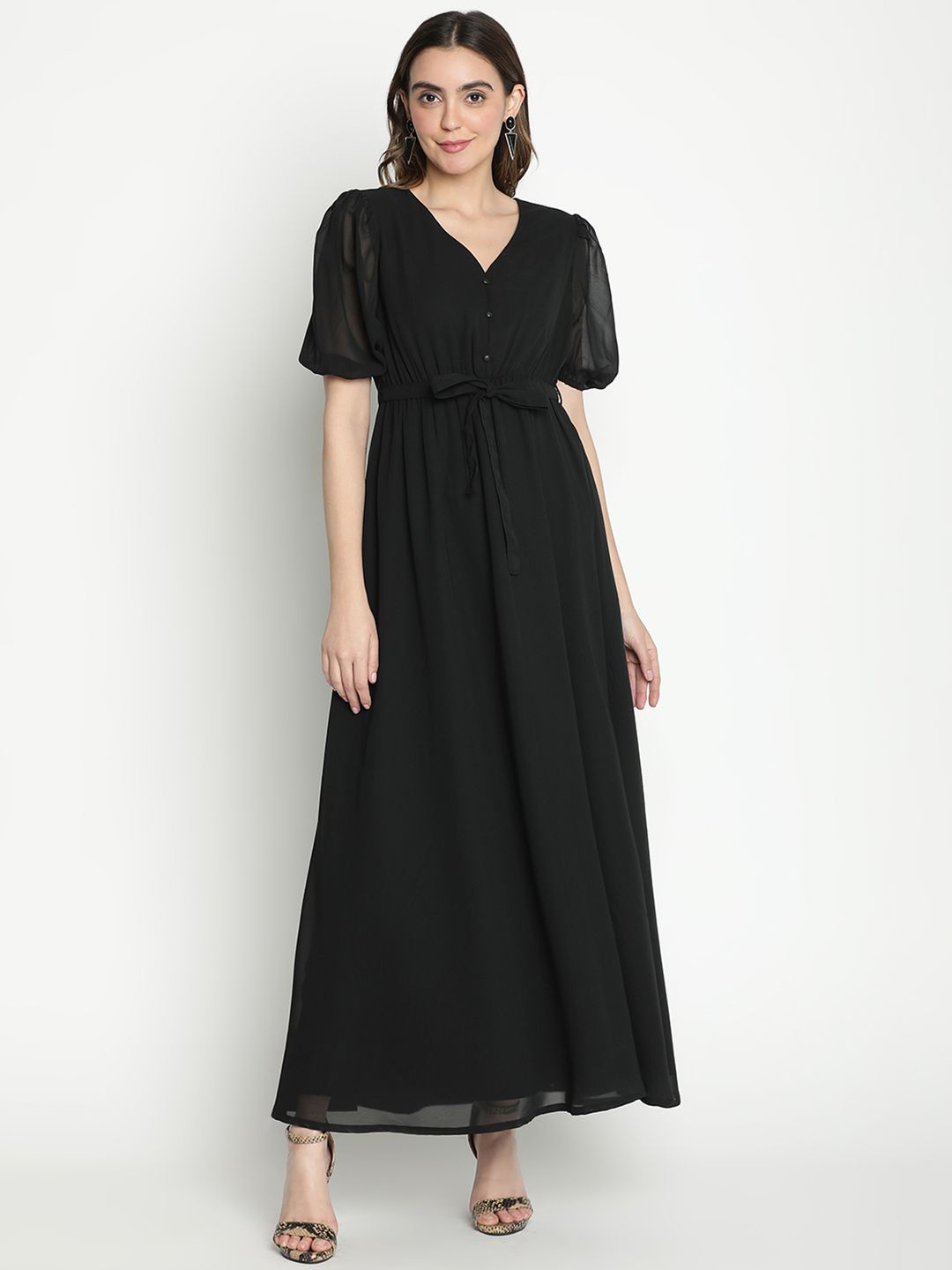 

The Roadster Lifestyle Co Fit & Flare Women Maxi Dress, Black