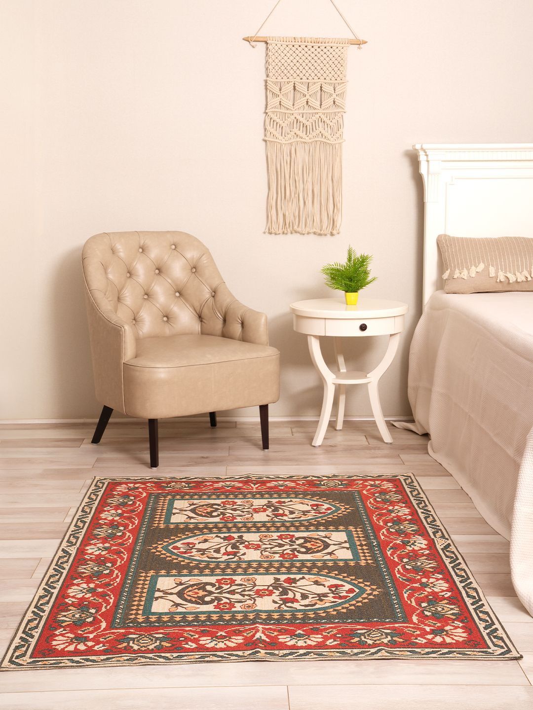 

BLANC9 Red & Green Ethnic Motifs Printed Cotton Carpet