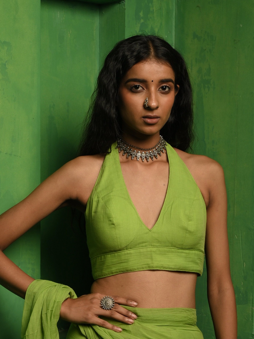 

HUTS AND LOOMS Halter Neck Saree Blouse, Green
