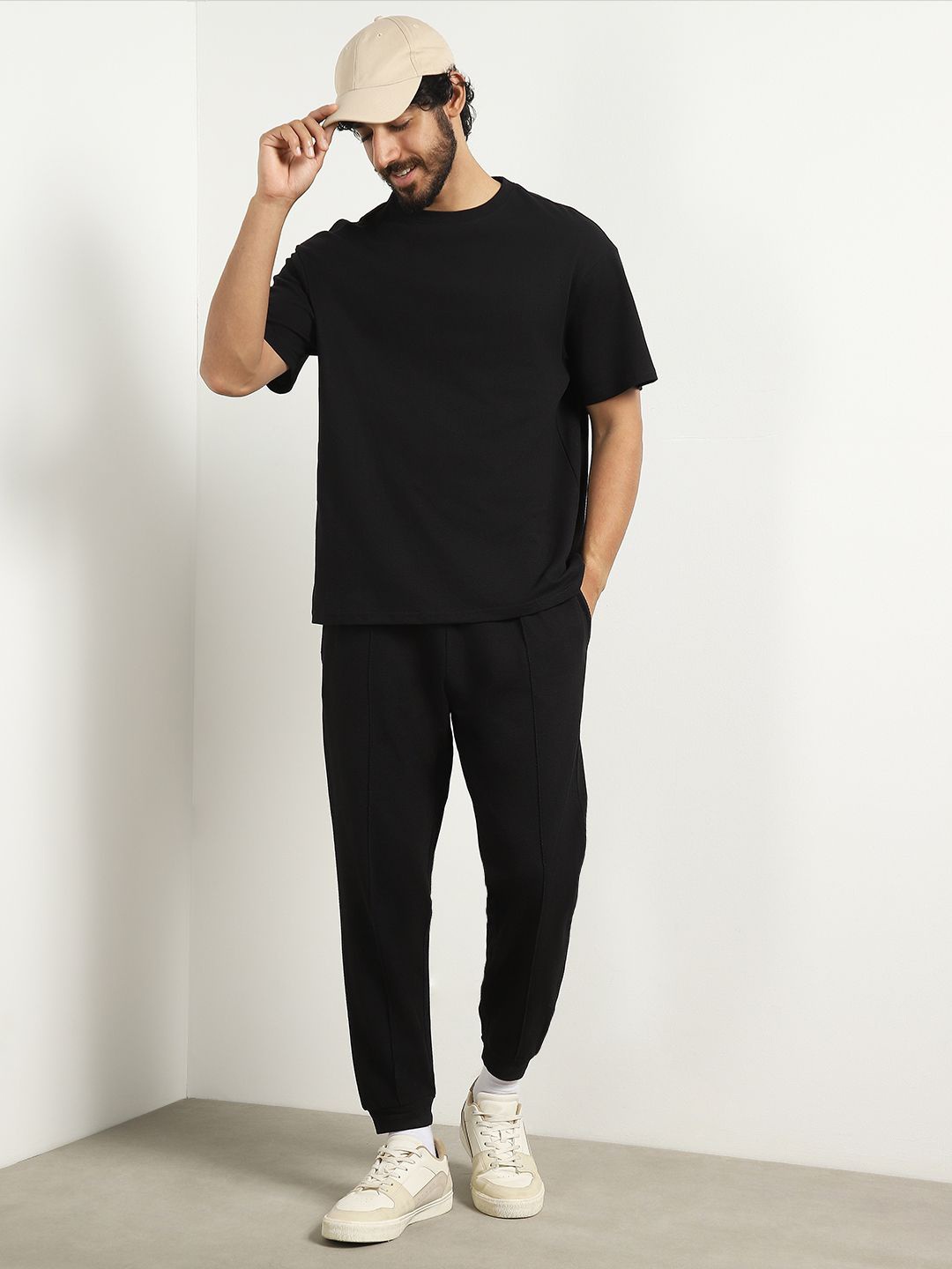 

NOBERO Oversized Textured T-shirt and Joggers Co-ord Set, Black