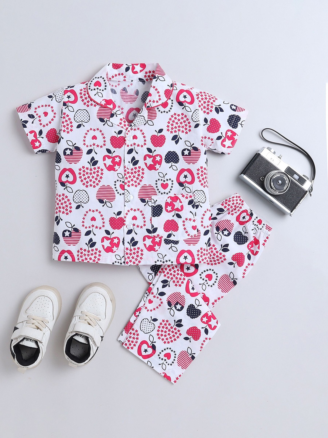 

The Magic Wand Boys Geometric Print Night suit, White