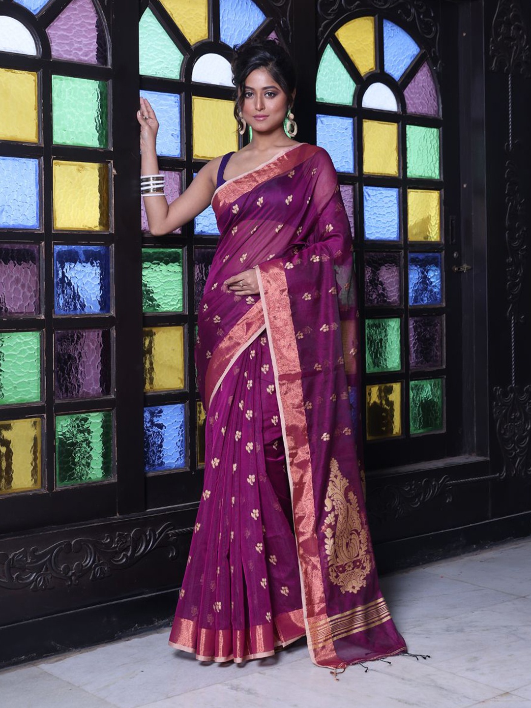 

Charukriti Ethnic Motifs Woven Design Zari Saree, Purple