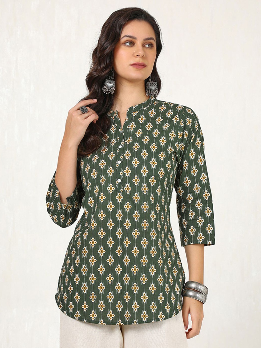 

Soch Women Floral Print Cotton Mandarin Collar Tunic, Green