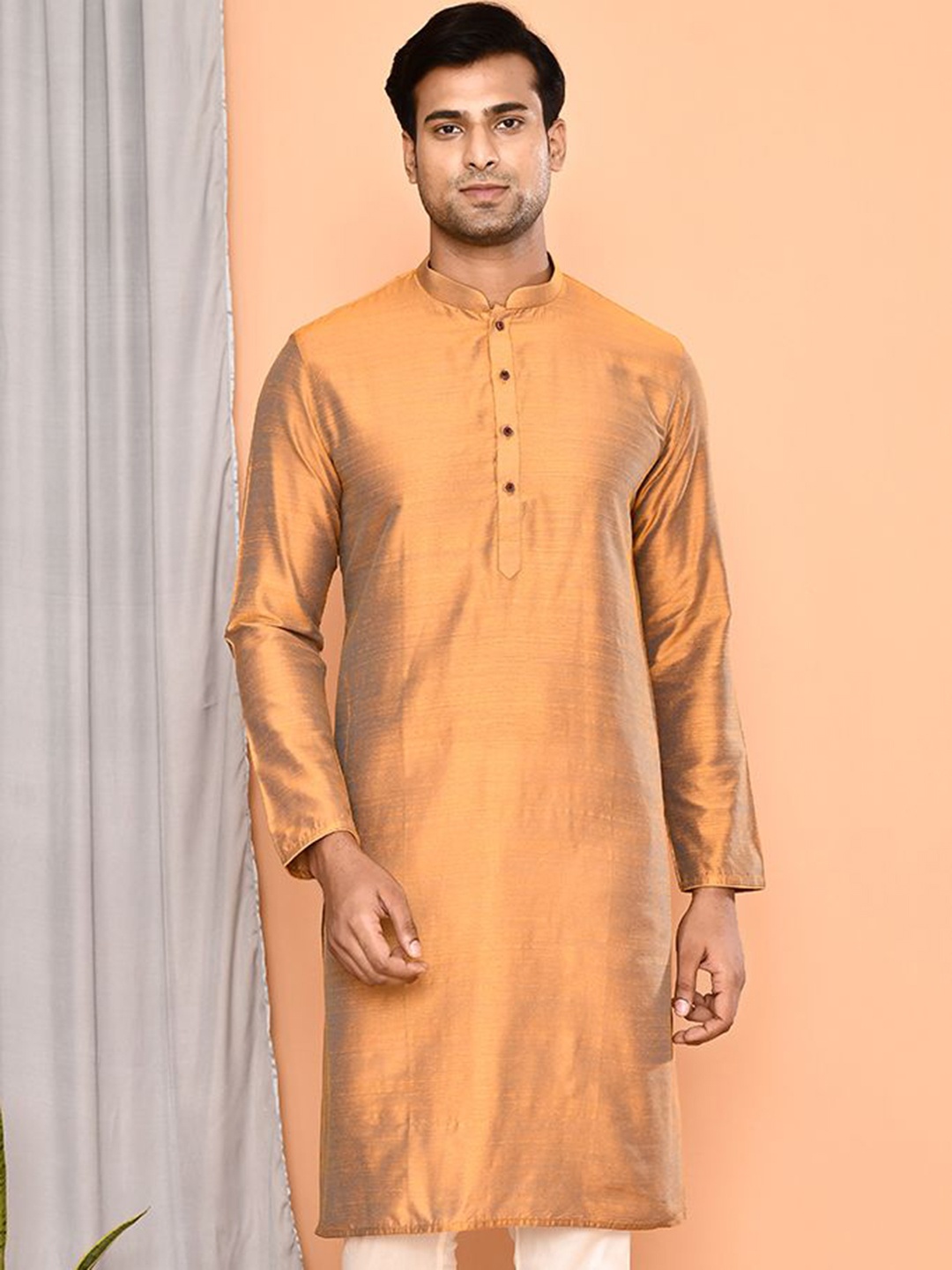 

MAAHI FABS Men Thread Work Kurta, Yellow