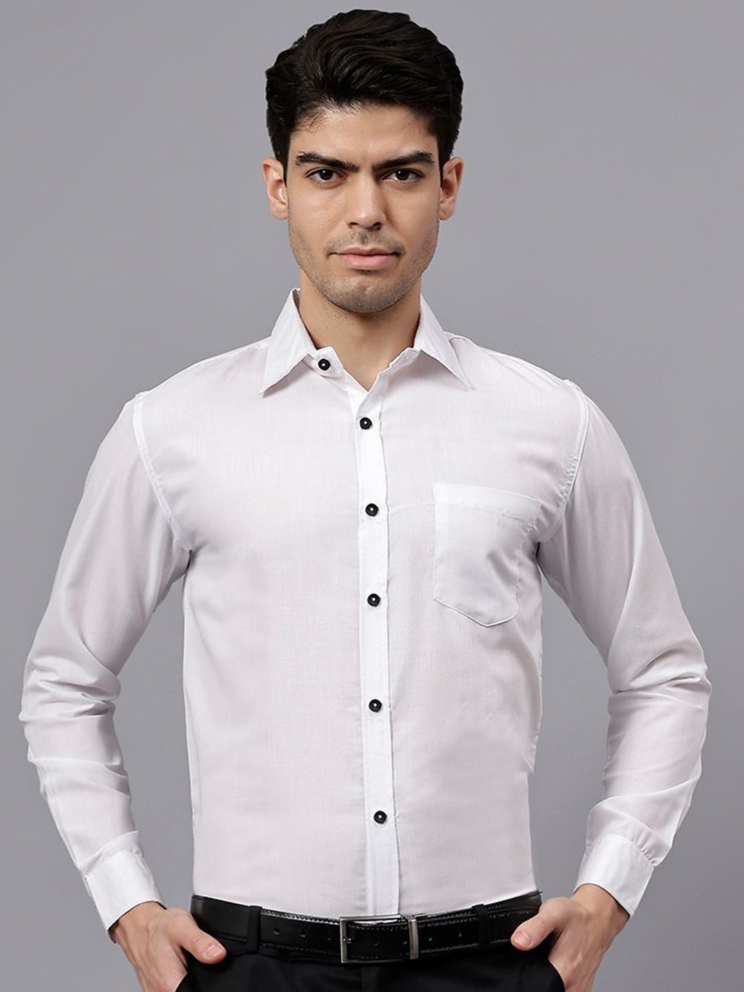 

Vida Loca Men India Slim Spread Collar Solid Cotton Slim Fit Formal Shirt, White