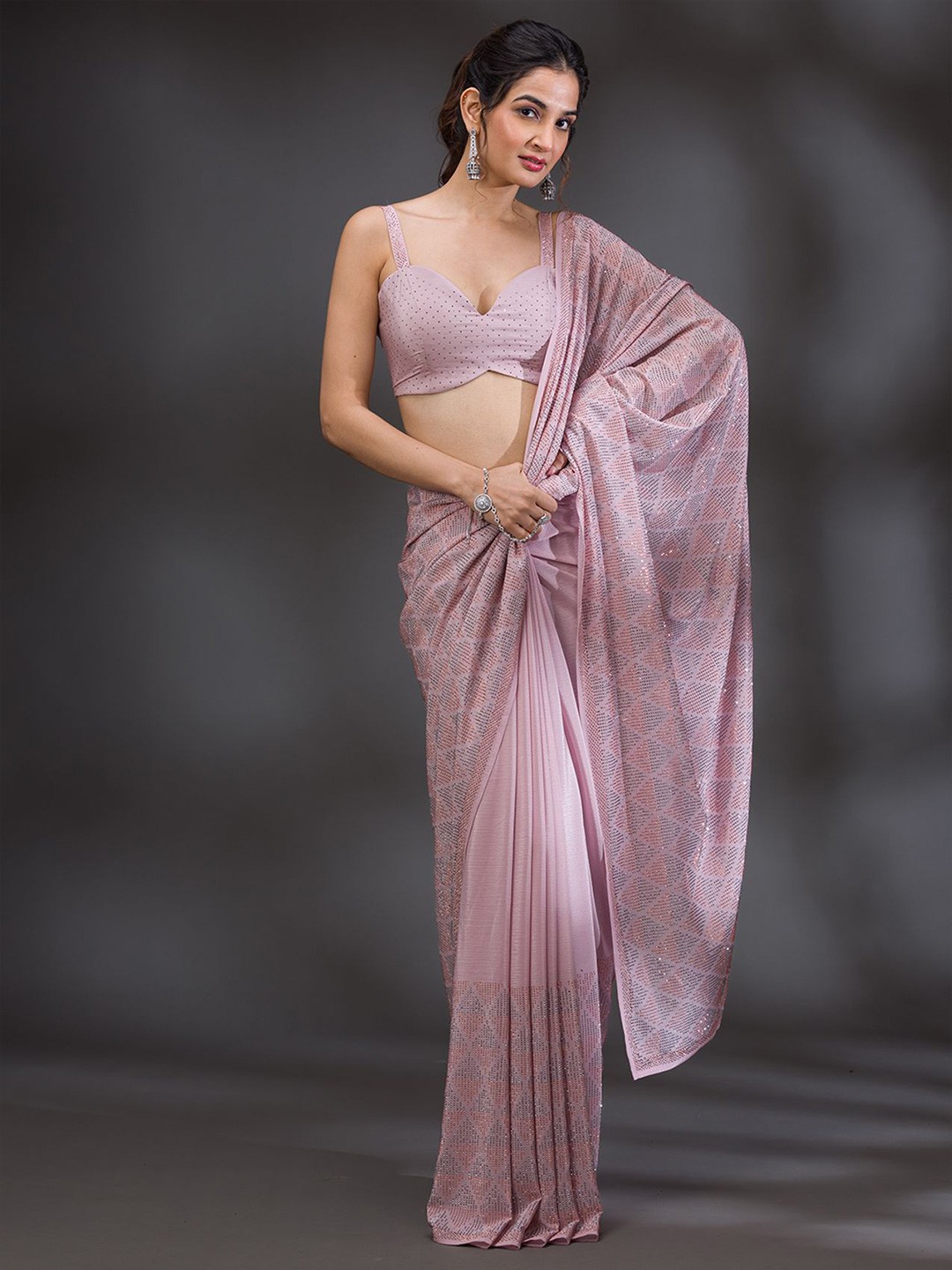 

Koskii Embellished Beads and Stones Satin Saree, Pink