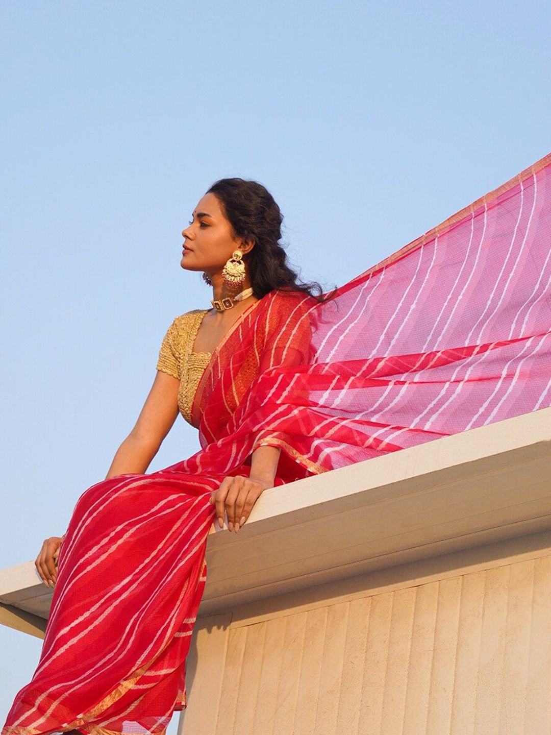 

JAYPORE Dyed Leheriya Zari Leheriya Saree, Red