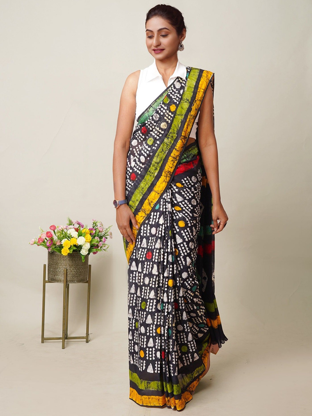 

Unnati Silks Ethnic Motifs Pure Cotton Handloom Block Print Saree, Black