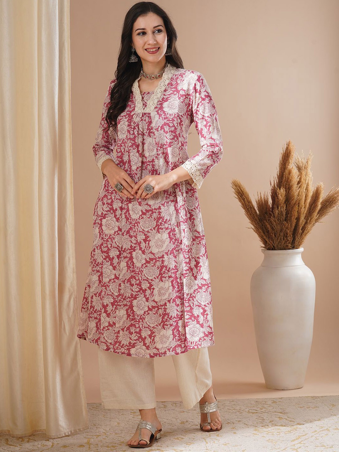 

FASHOR Floral Printed Thread Work Pure Cotton A-Line Kurta With Palazzos, Pink