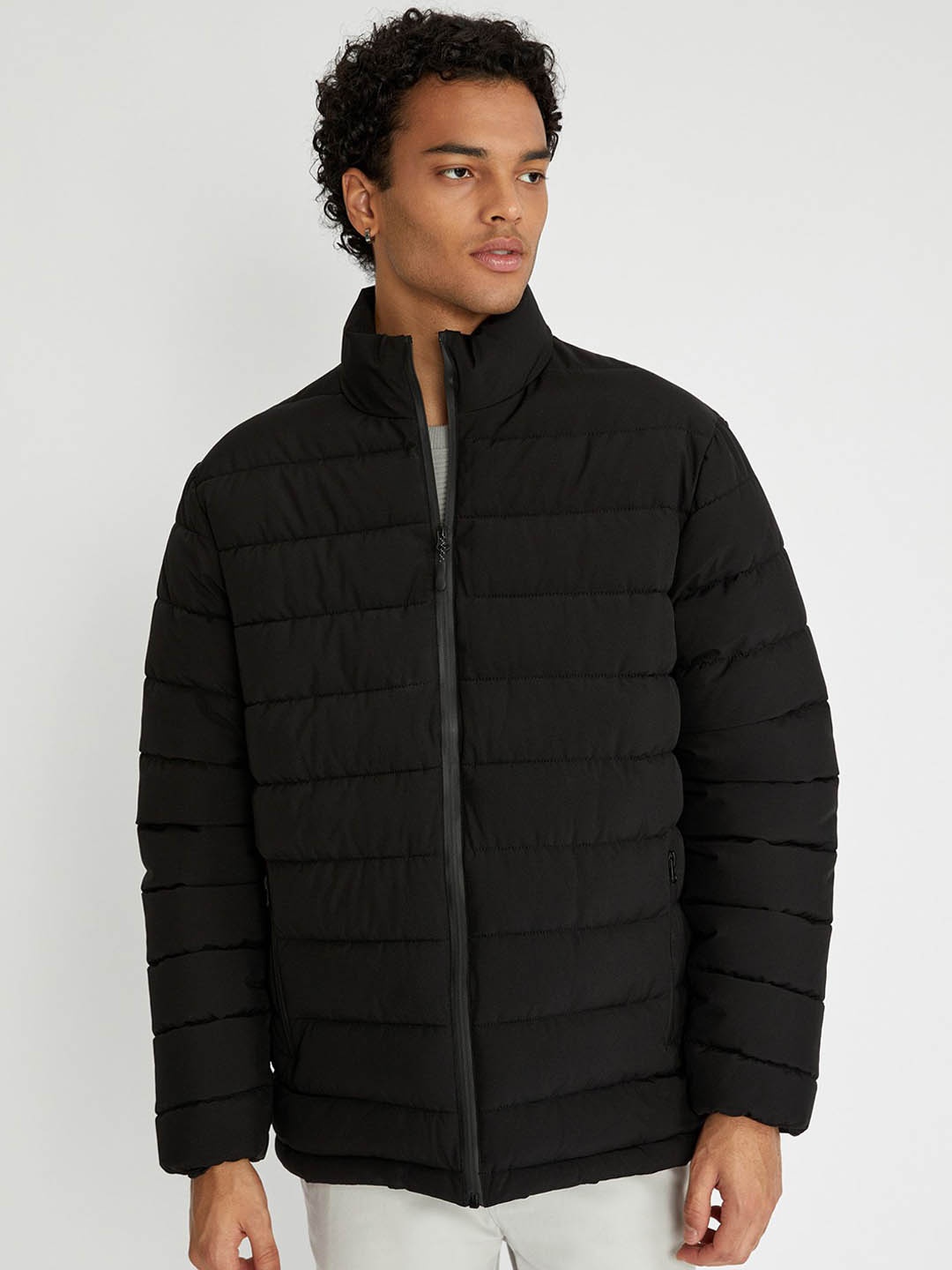 

DeFacto Men Mock Collar Puffer Jacket, Black