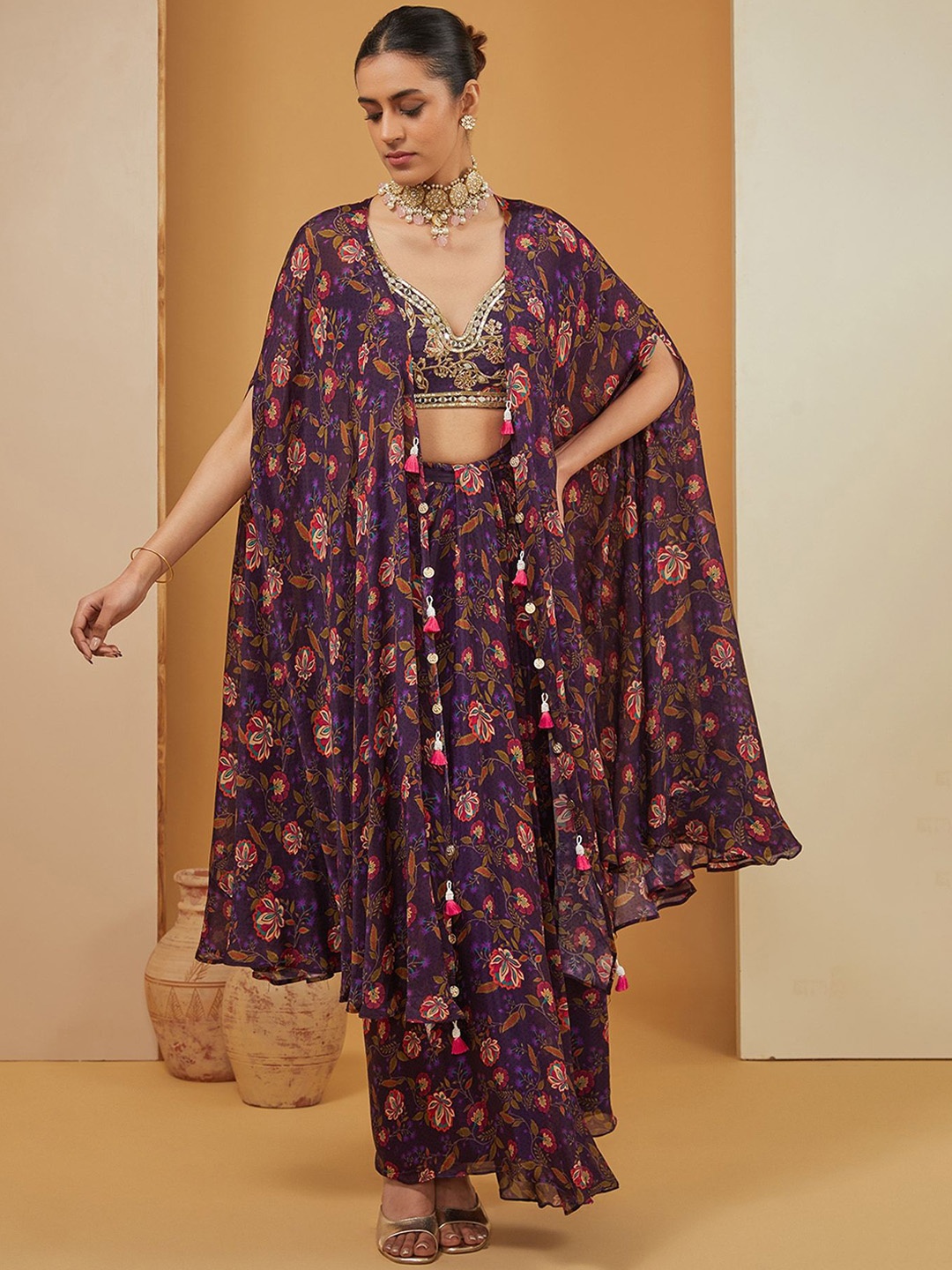 

neha khullar Women Floral Printed Flared Sleeves Handloom Kurta, Purple