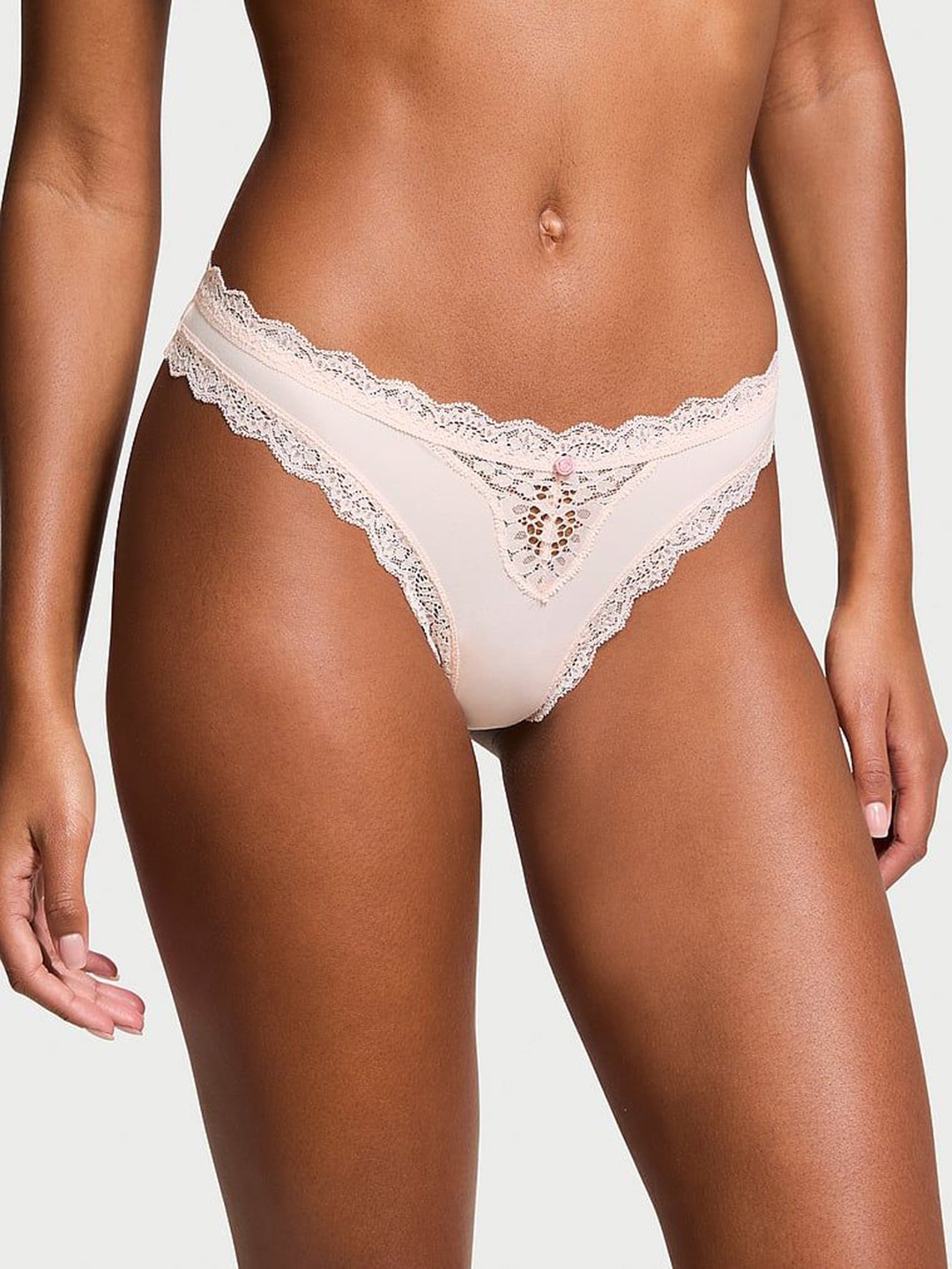 

Victoria's Secret Women Low-Rise Lace Thong Briefs 1125067011T1, Pink