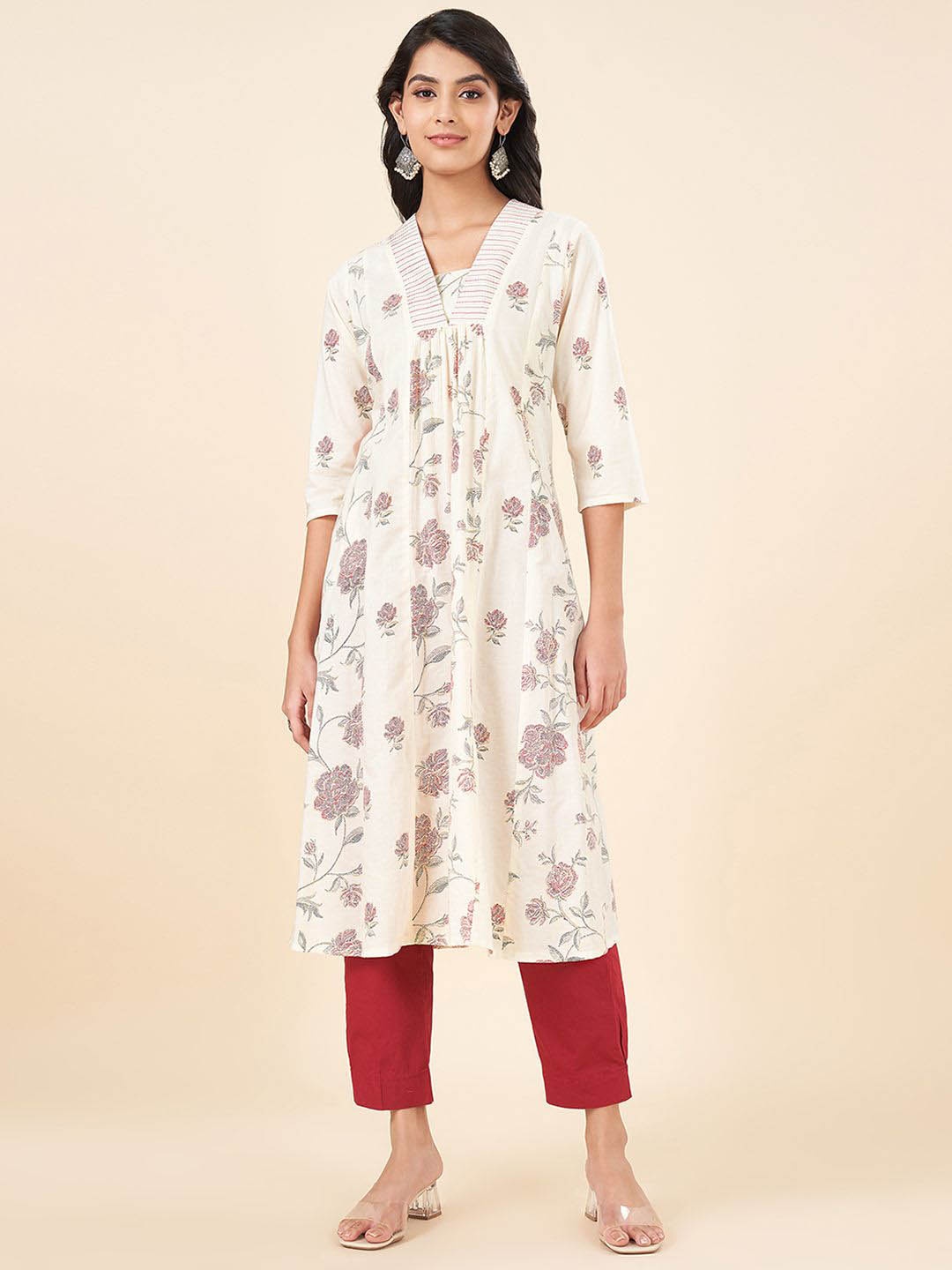 

RANGMANCH BY PANTALOONS Women Floral Printed Thread Work Kurta, Off white