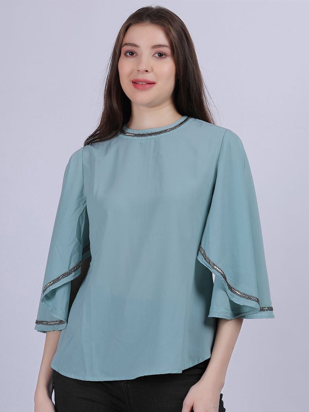 

Aumbe Women Solid Round Neck Top, Sea green